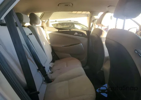 2019 Hyundai Tucson Se z USA, uszkodzony, nr VIN KM8J23A41KU944687